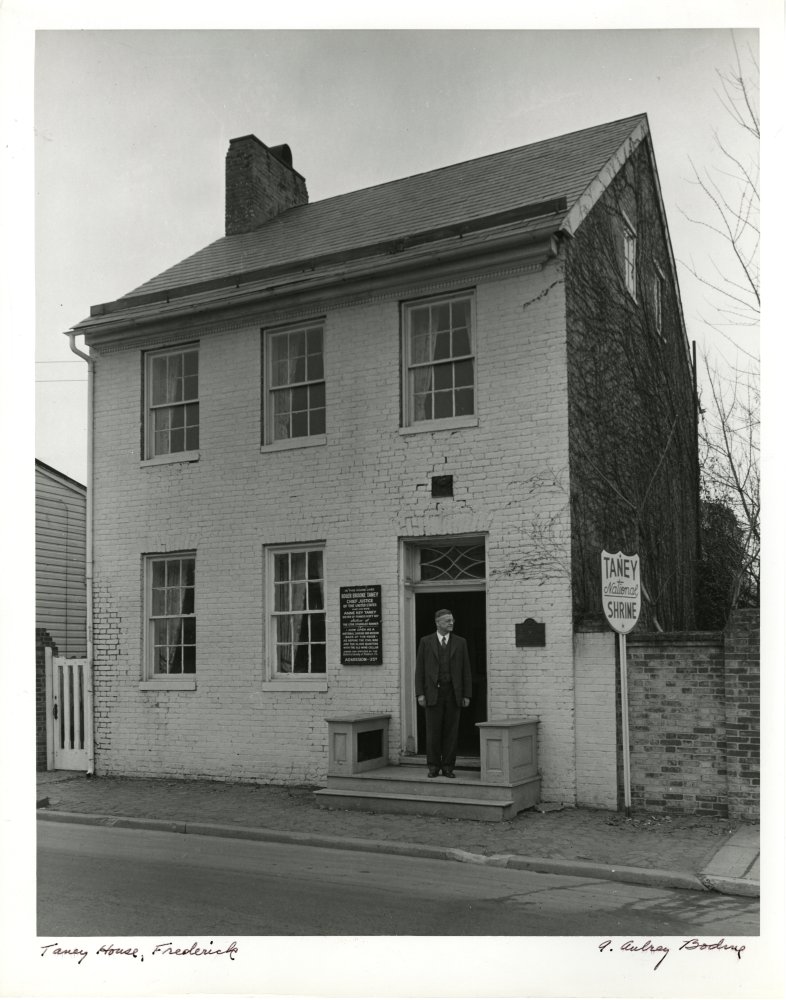 22-052 (click for large image)